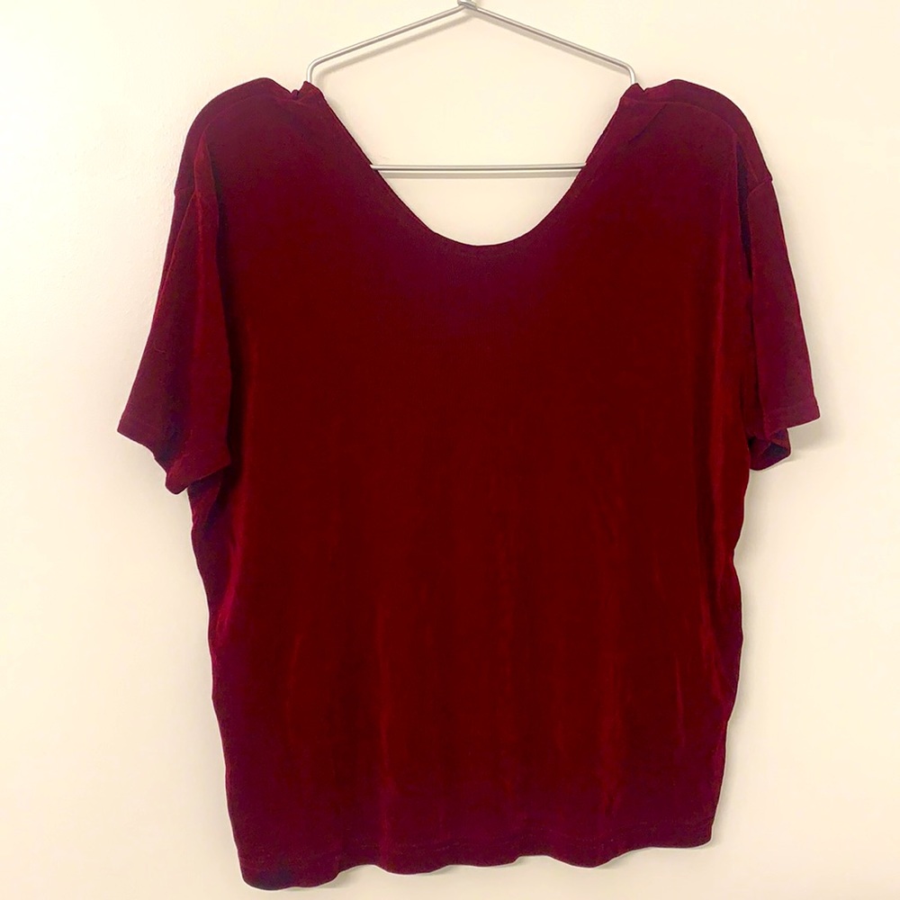 Flax burgundy scoop neck t-shirt sz M